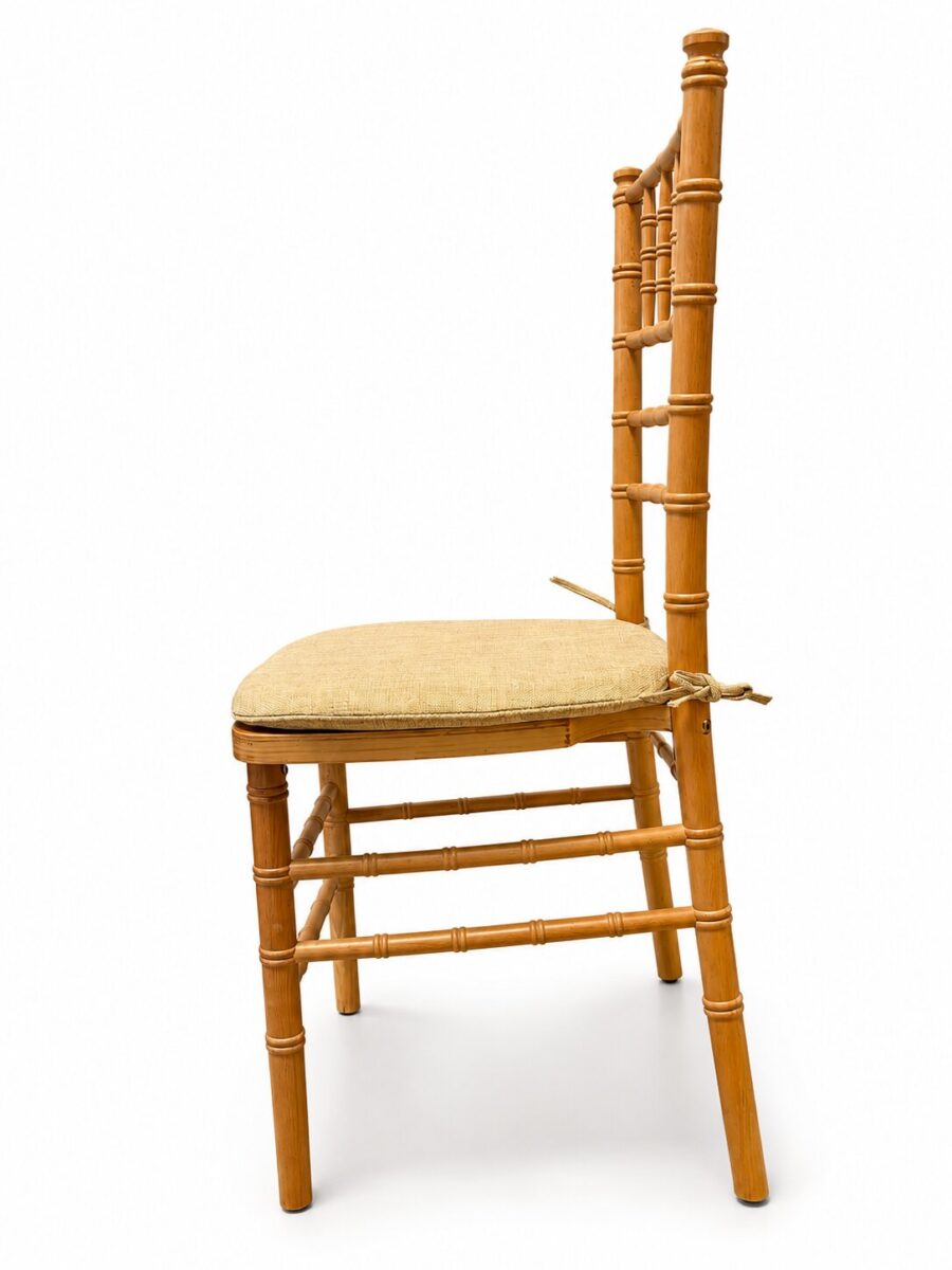 Scaun de nuntă rustic Chiavari din lemn – fag natural | MobilaBanchet.ro 8fcded8ca282a42ef4baf639b27316c8| krzeslo-weselne-chiavari-drewniane-jasny-buk-4jpg