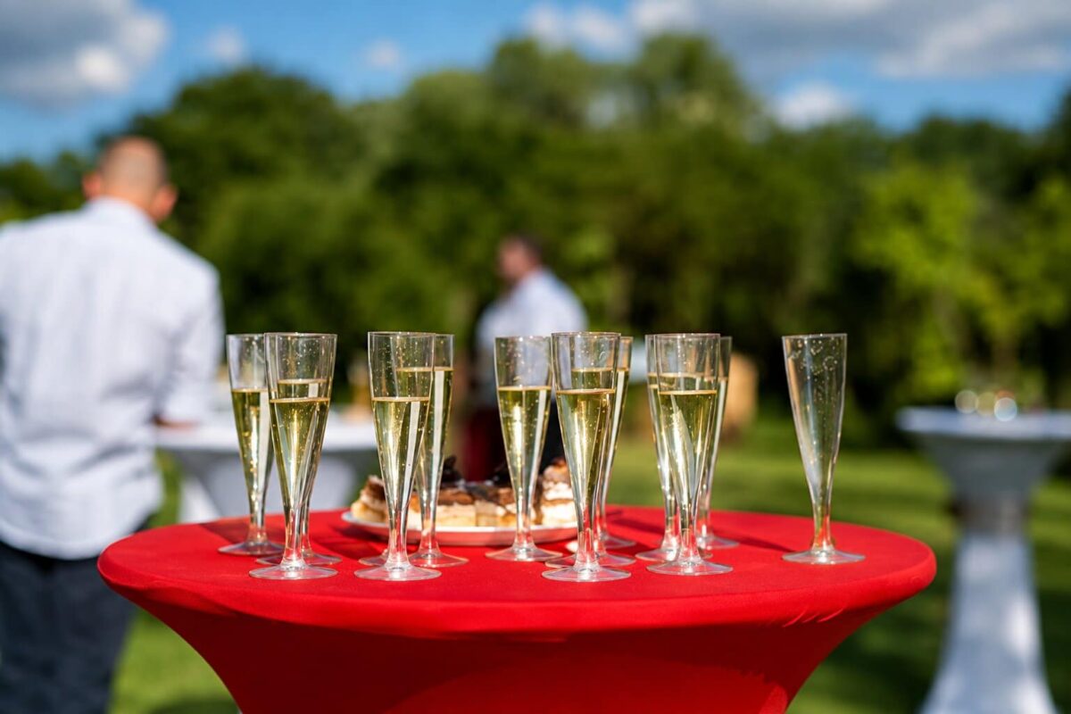 Husă pentru măsuță de cocktail, culoare roșie | MobilaBanchet.ro 7bfd0d71dd869a1e643adf96898683fe| pokrowiec-na-stolik-koktajlowy-czerwony-1jpg